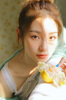 落翅女